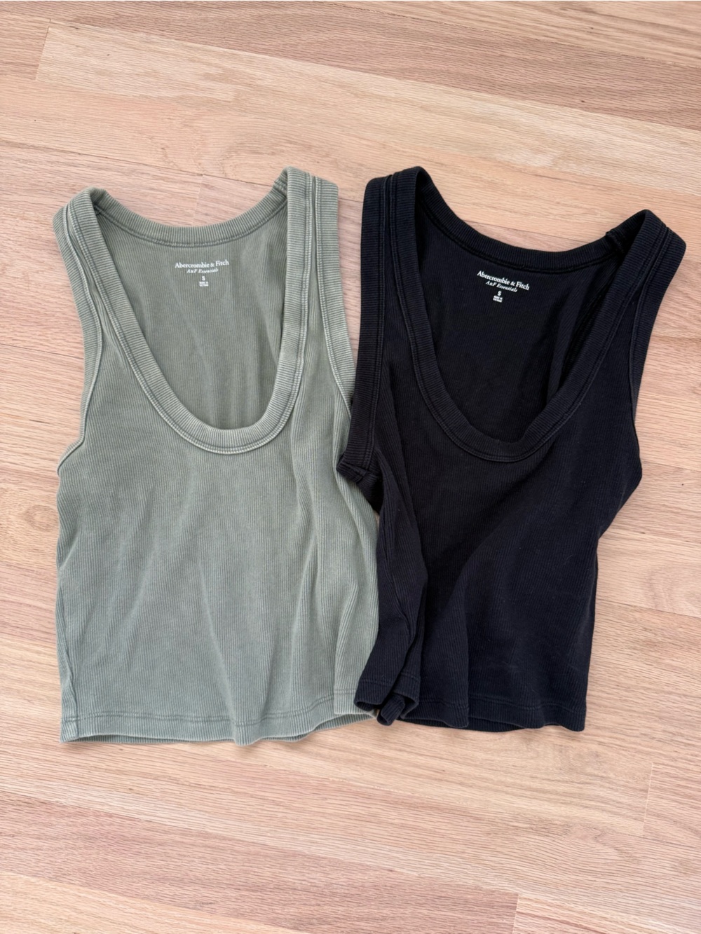 Abercrombie & Fitch tank top set
